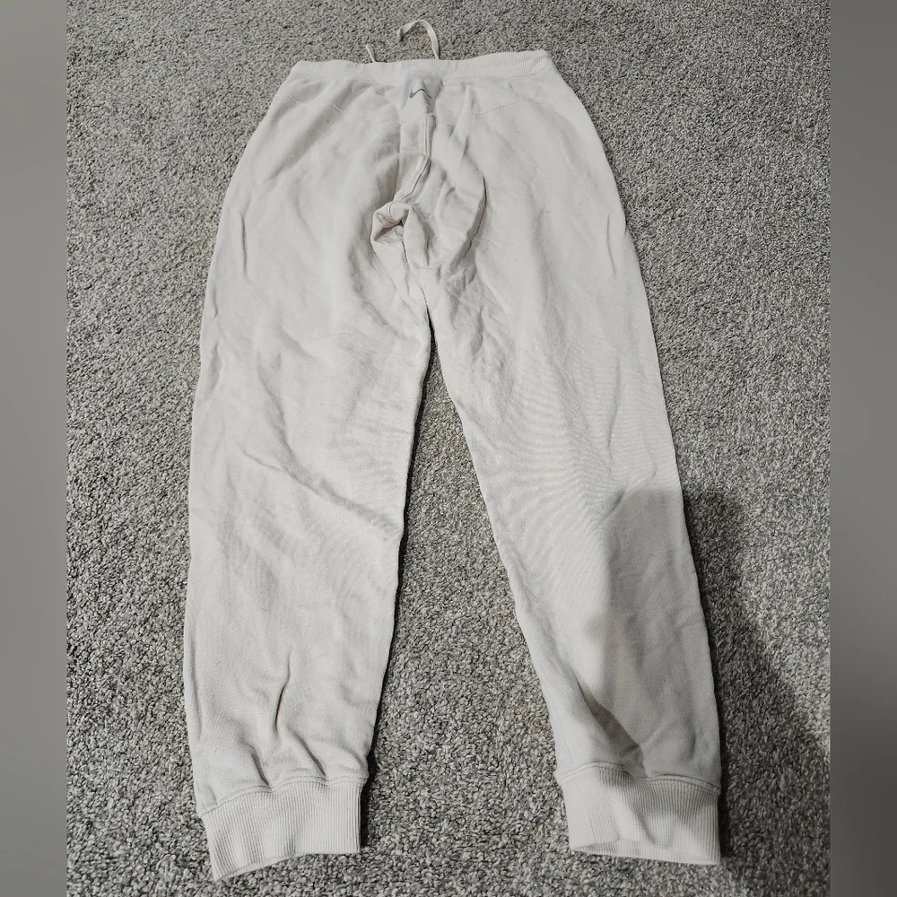 Nike Yoga Neutral Cream Drawstring Joggers, Minor Piling SZ Small - Picture 7 of 7